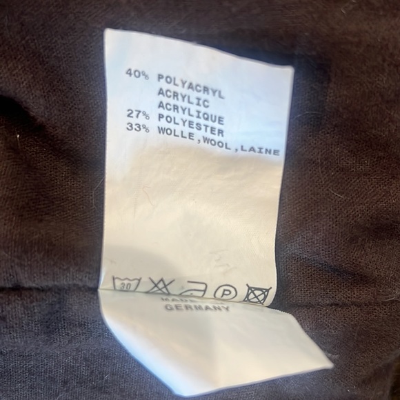 Boys winter coat by Check In. European size 116 which translates to a boys 6-7 - Picture 9 of 10